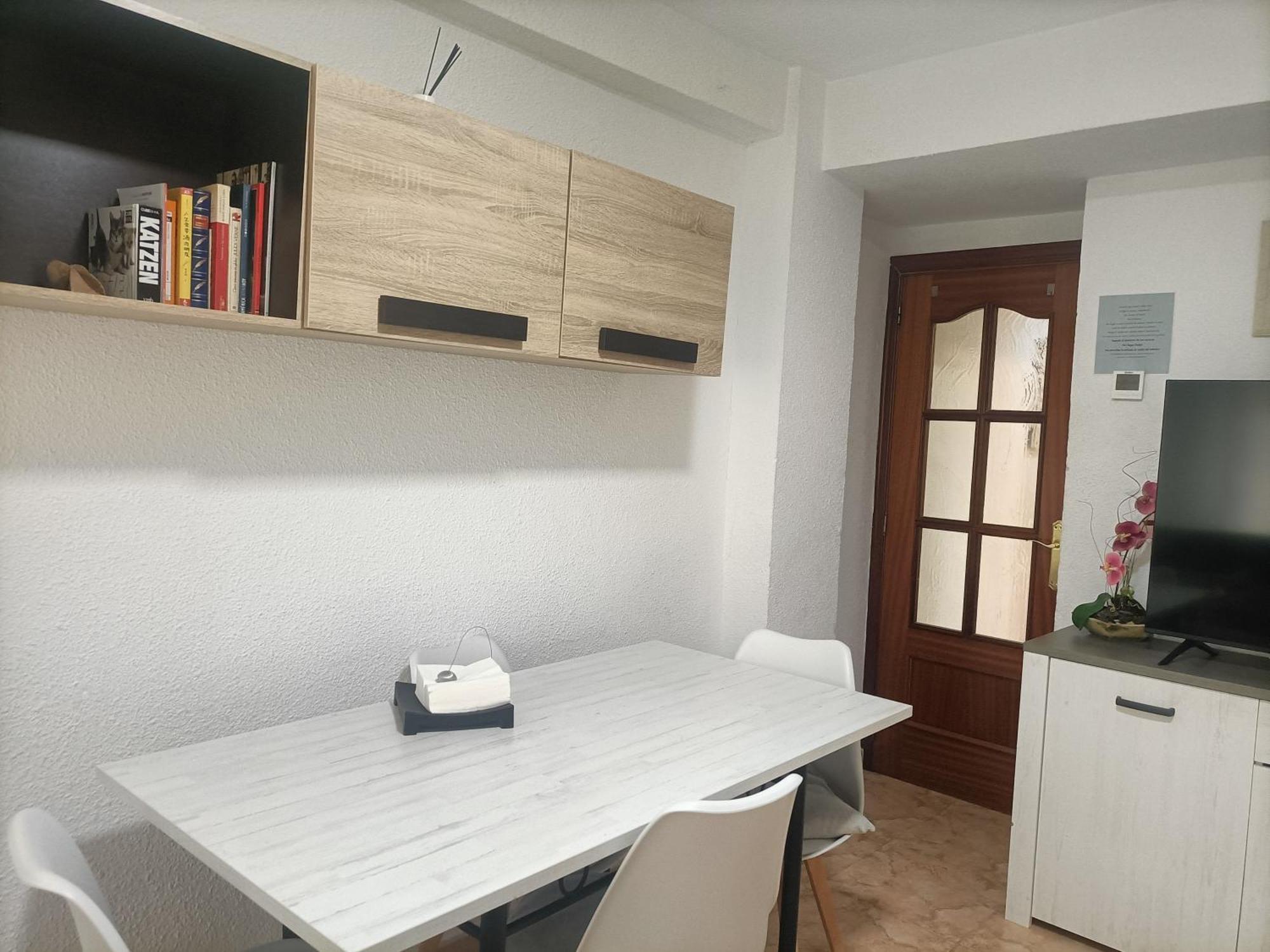 Apartamento Espacioso Frente Al Corte Ingles Con Plaza De Garaje Gratis - Vu75 Salamanka Exteriér fotografie